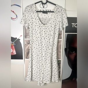 Brandy Melville summer dress